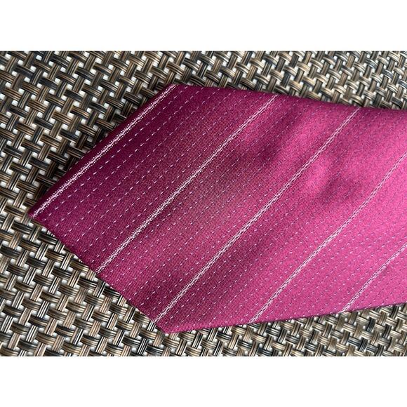 Calvin Klein Mens Neck Tie Burgundy Striped Silk Suit Tie For Men Formal - Picture 2 of 8